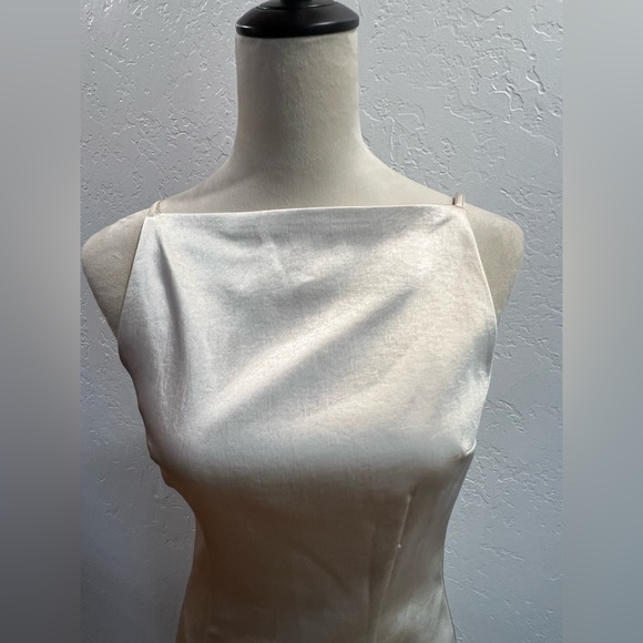 MESHKI Champagne Satin Gown XXS NWT Elegant Formal Dress with Slit - Picture 9 of 16